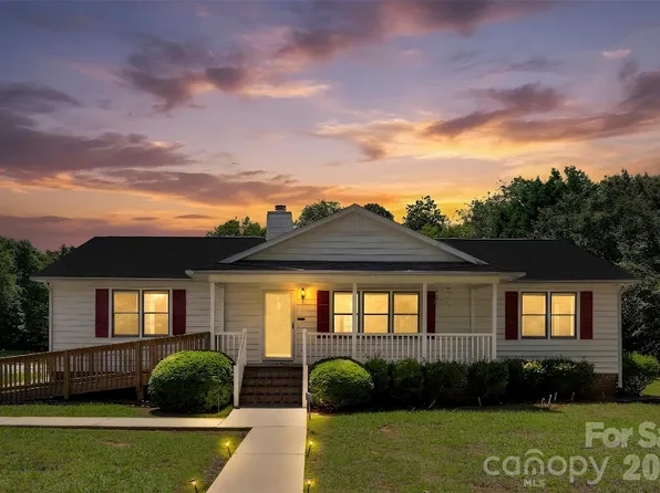 4413 Gentry Ln, York, SC 29745
