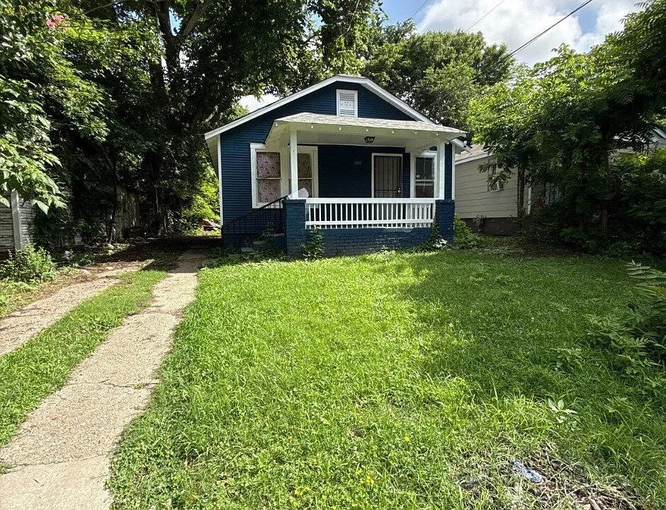 1372 Orgill Ave