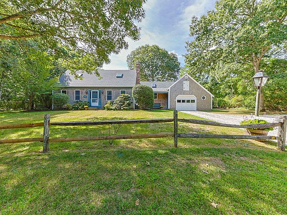 2nd image of 11 Fallon Road