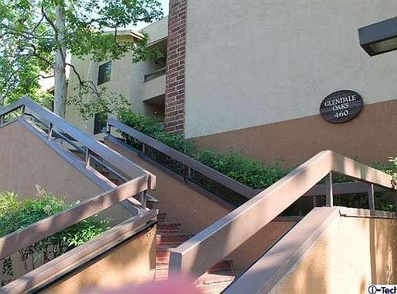 2nd image of 460 Oak Sreet St #219