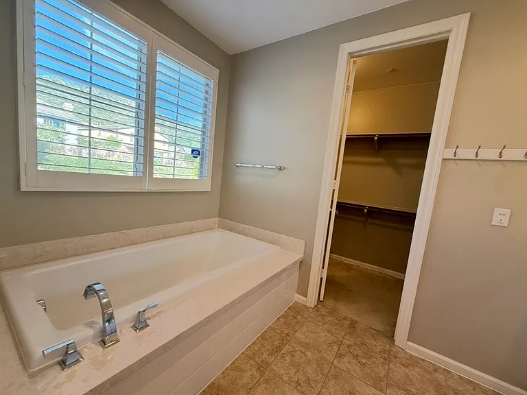 667 E Desert Willow Rd — Photo 60