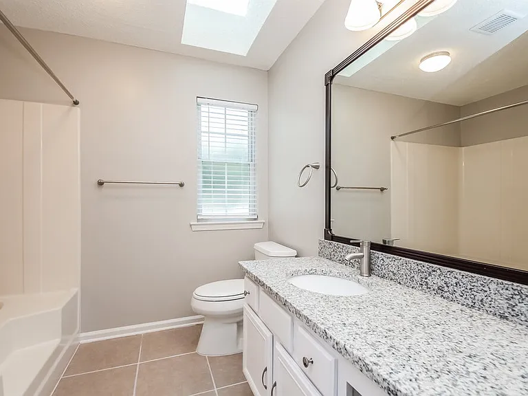 630 W Mnr — Photo 10