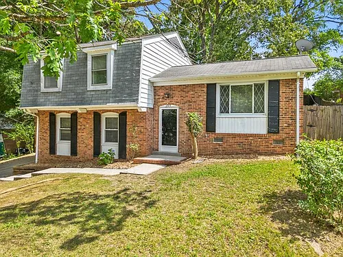 2309 Bridgette Blvd Photo 1