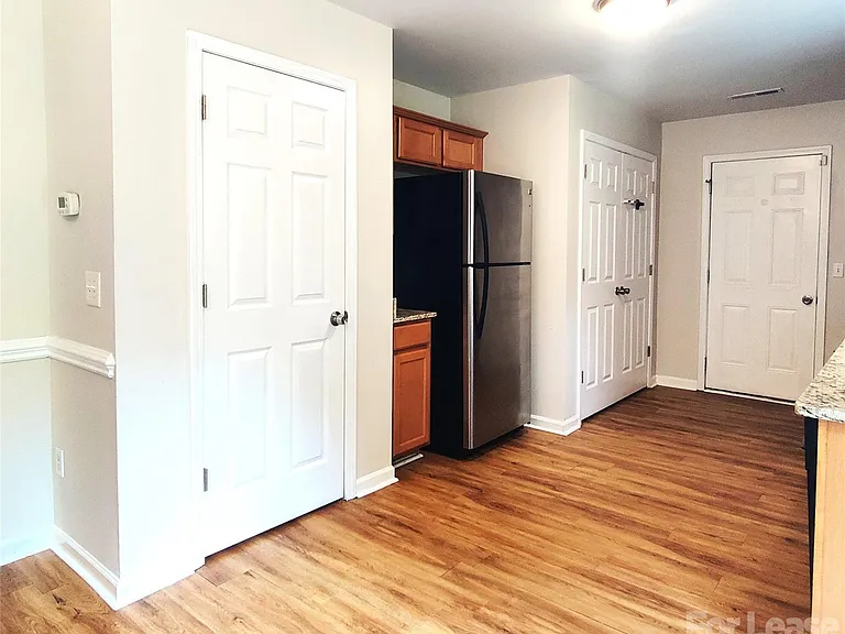 4204 Springhaven Dr — Photo 5