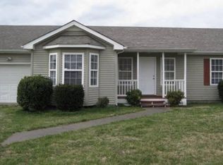 11157 Challenge Dr, Bon Aqua, TN 37025