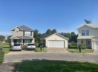 12200 Hideaway Ct, Louisville, KY 40245