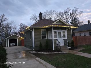 639 Algona Ave, Elgin, IL 60120