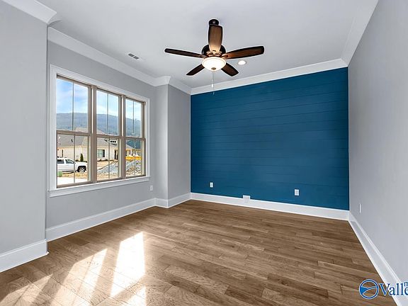 4th image of 15 Payton Oaks Pl