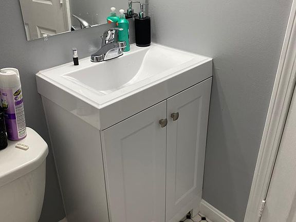 4th image of 7 Nichols St Floor 1