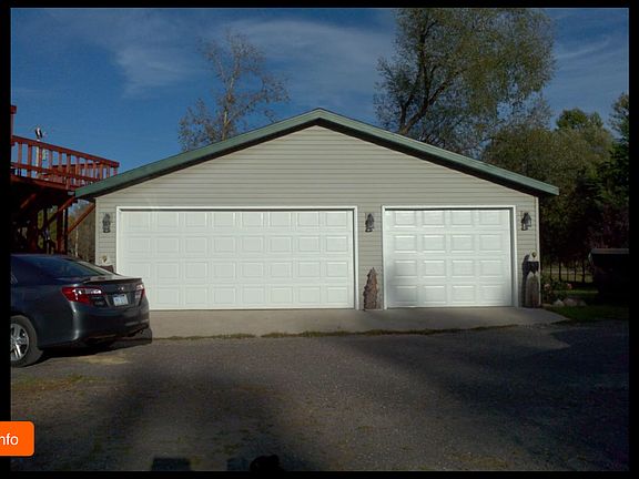 5th image of 15821 Thomas Dr