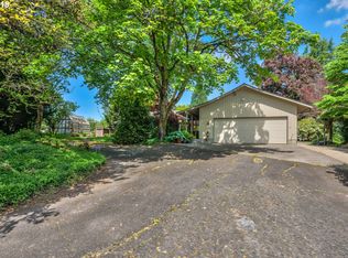 15631 S Thayer Rd, Oregon City, OR 97045