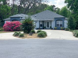 720 Oak Ln, Lady Lake, FL 32159