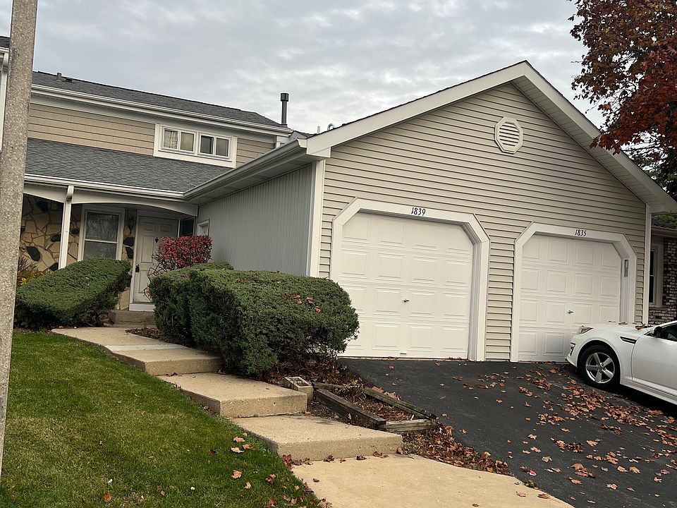 1st image of 1839 Williamsburg Dr