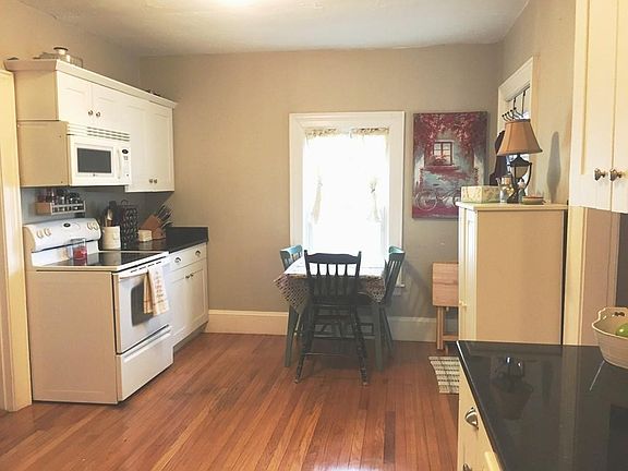 4th image of 18 Cocasset St APT 4