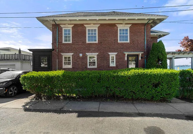32 Deer Cove St — Photo 9