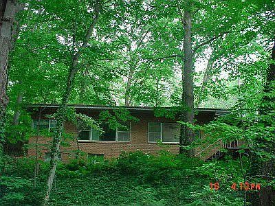 2nd image of 9715 Evergreen Dr