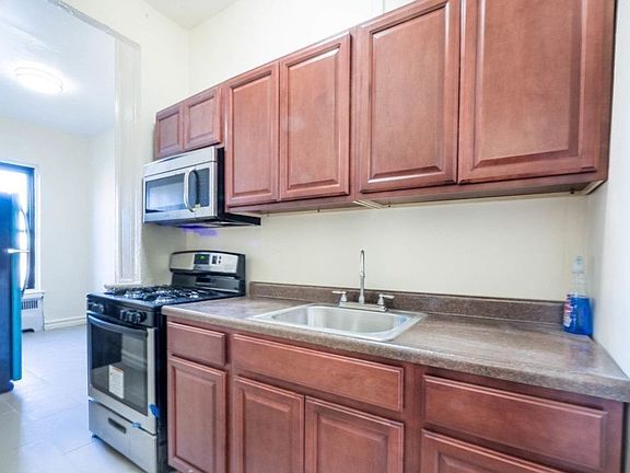 3rd image of 1250 Pacific St APT 3D
