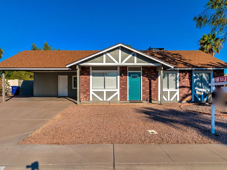 3010 N Arrowhead Dr-1