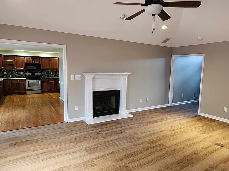 4108 Saratoga Woods Dr — Photo 18