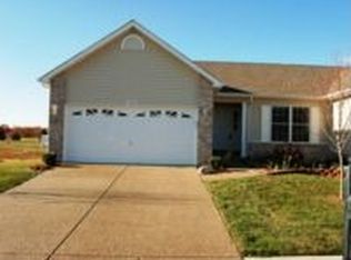 1140 Silo Bend Dr, Wentzville, MO 63385