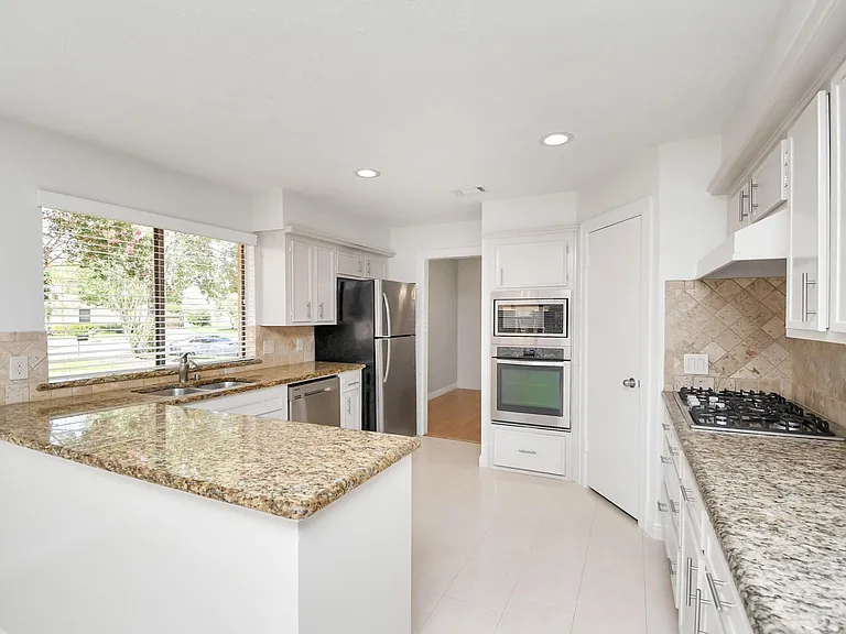 2514 Trailside Ct — Photo 17