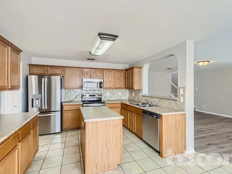 10802 Arabian Sands — Photo 16