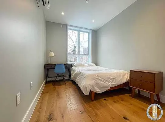 Rented by Brooklyn Rentals NYC | media 35