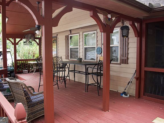 4th image of 87 Maple Wood Ln