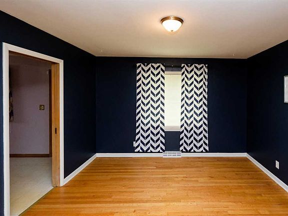 4th image of 1819 Beckett Pl
