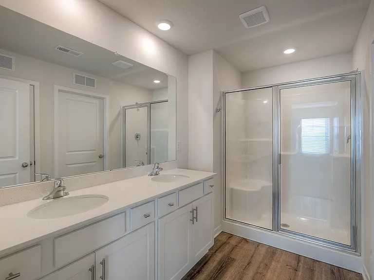 1621 Maci St — Photo 17