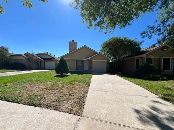 9311 Crescent Moon Dr, Houston, TX 77064