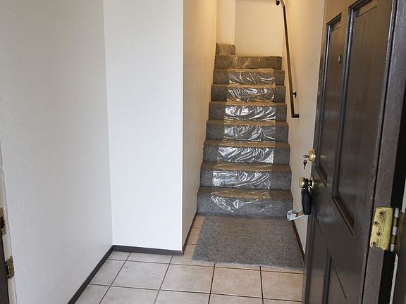 4th image of 4771 Snow Dr #0