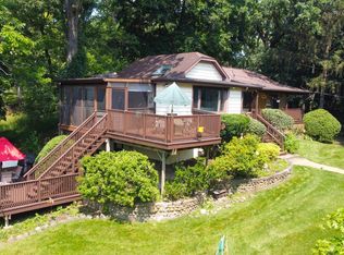 N3119 Apricot Rd, Lake Geneva, WI 53147