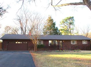 175 Skylark Dr, Paducah, KY 42001