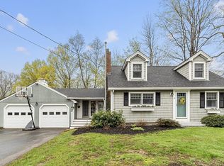 99 Exeter Rd, Kingston, NH 03848