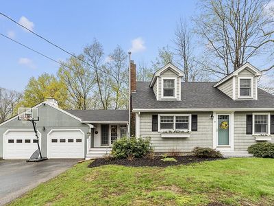 99 Exeter Road, Kingston, NH, 03848