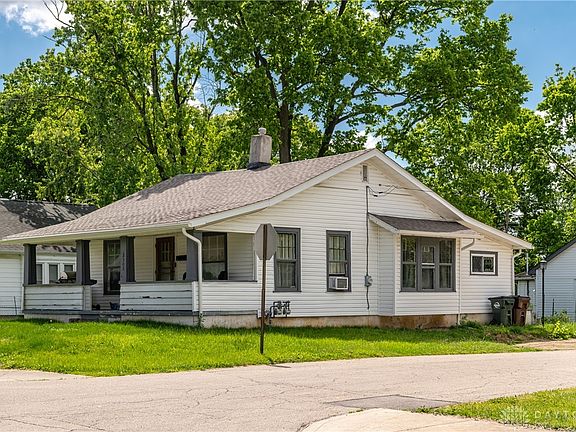 3rd image of 2302 Coronette Ave