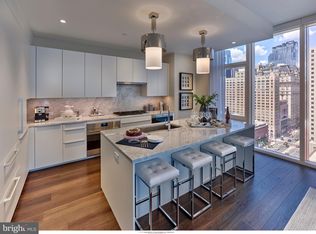 301 S Broad #1902, Philadelphia, PA