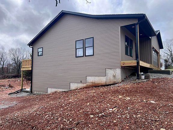 5th image of 96 Rainbow Hill Lane