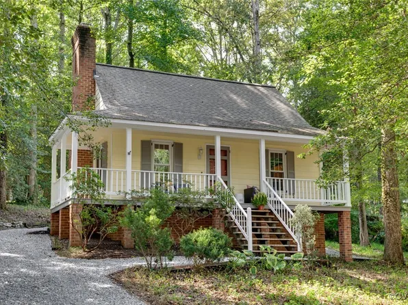 5603 Willow Creek Ln, Richmond, VA 23225