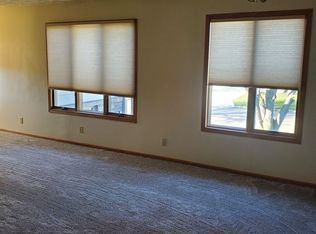 Brentwood, Hastings, NE 68901