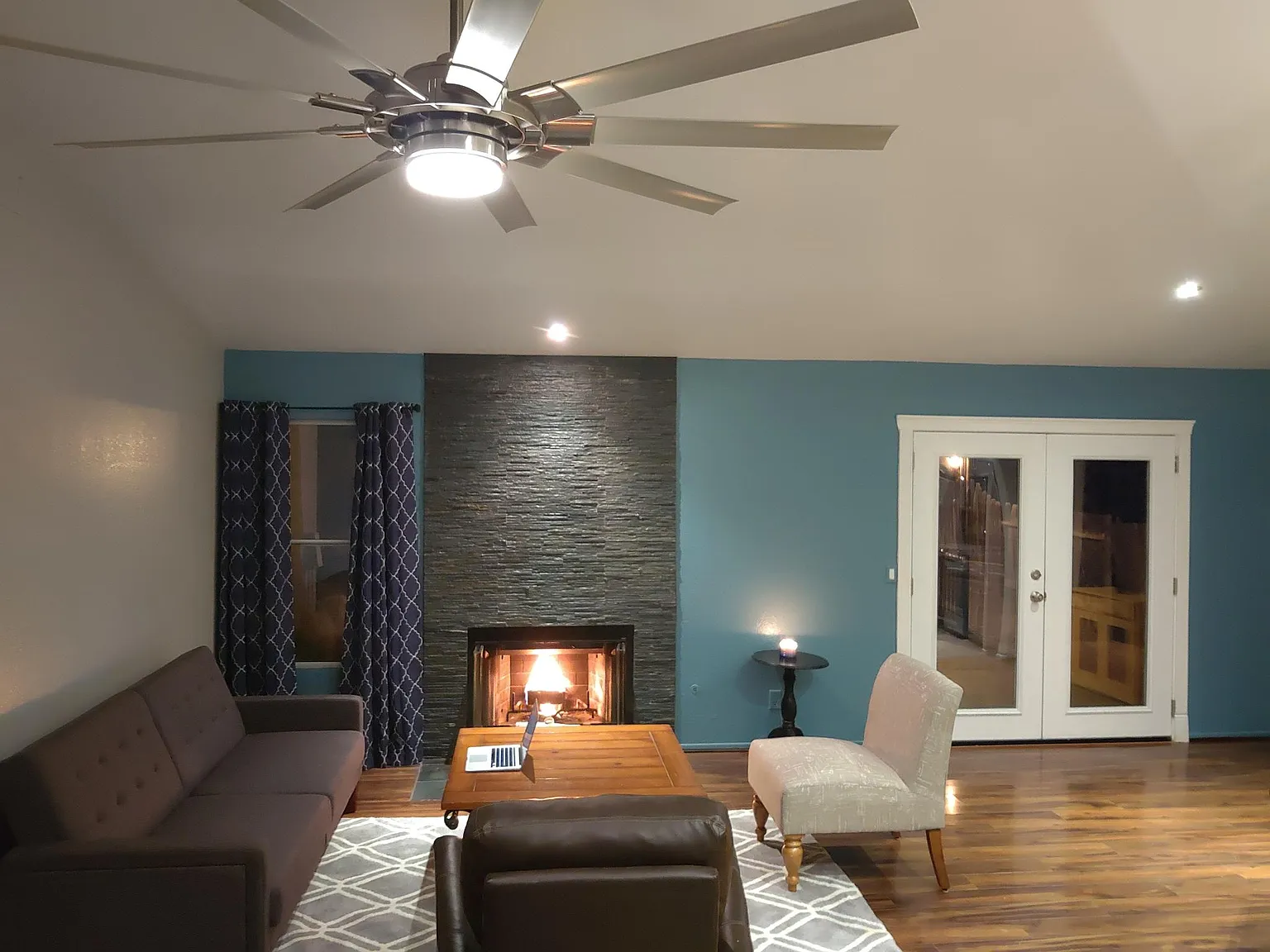 3424 Topgun St — Photo 3
