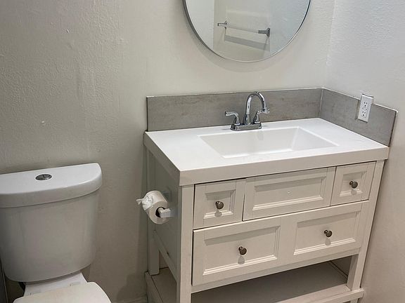 4th image of 6936 Morella Ave APT 5