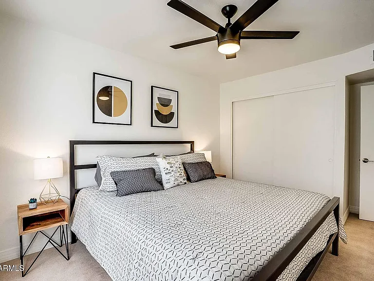 7906 E Keim Dr — Photo 23