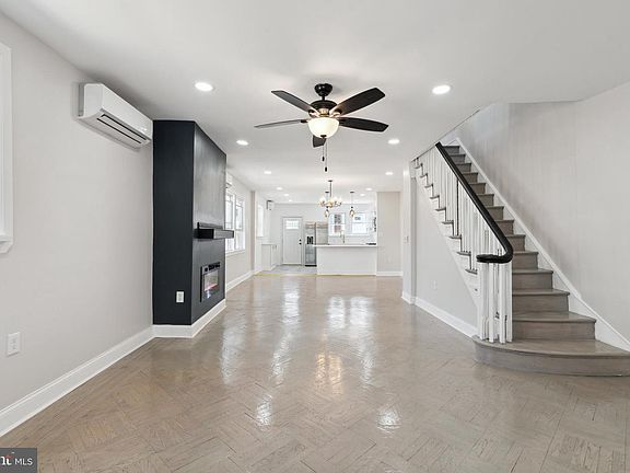 3rd image of 2414 77th Ave