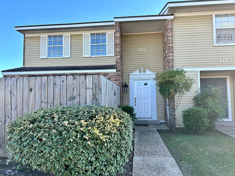 1st image of 200 Lodge Dr APT 112