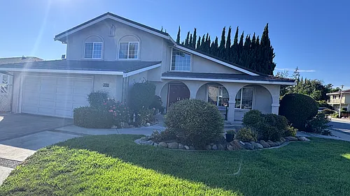 1001 Casa Marcia Pl Photo 1