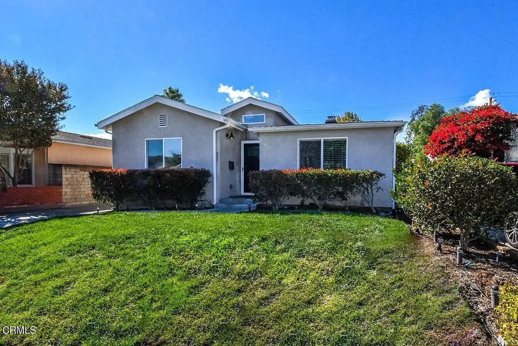 4 bed, 2.0 bath, 2234 sqft, $7,200 — Photo 3