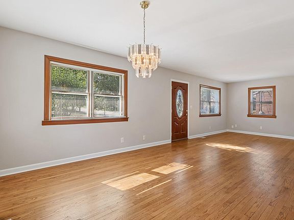 2nd image of 2666 Van Deren Dr