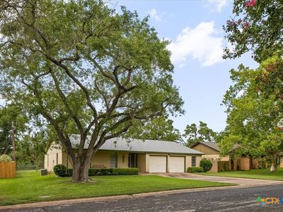 114 Pecan Dr, Elgin, TX, 78621